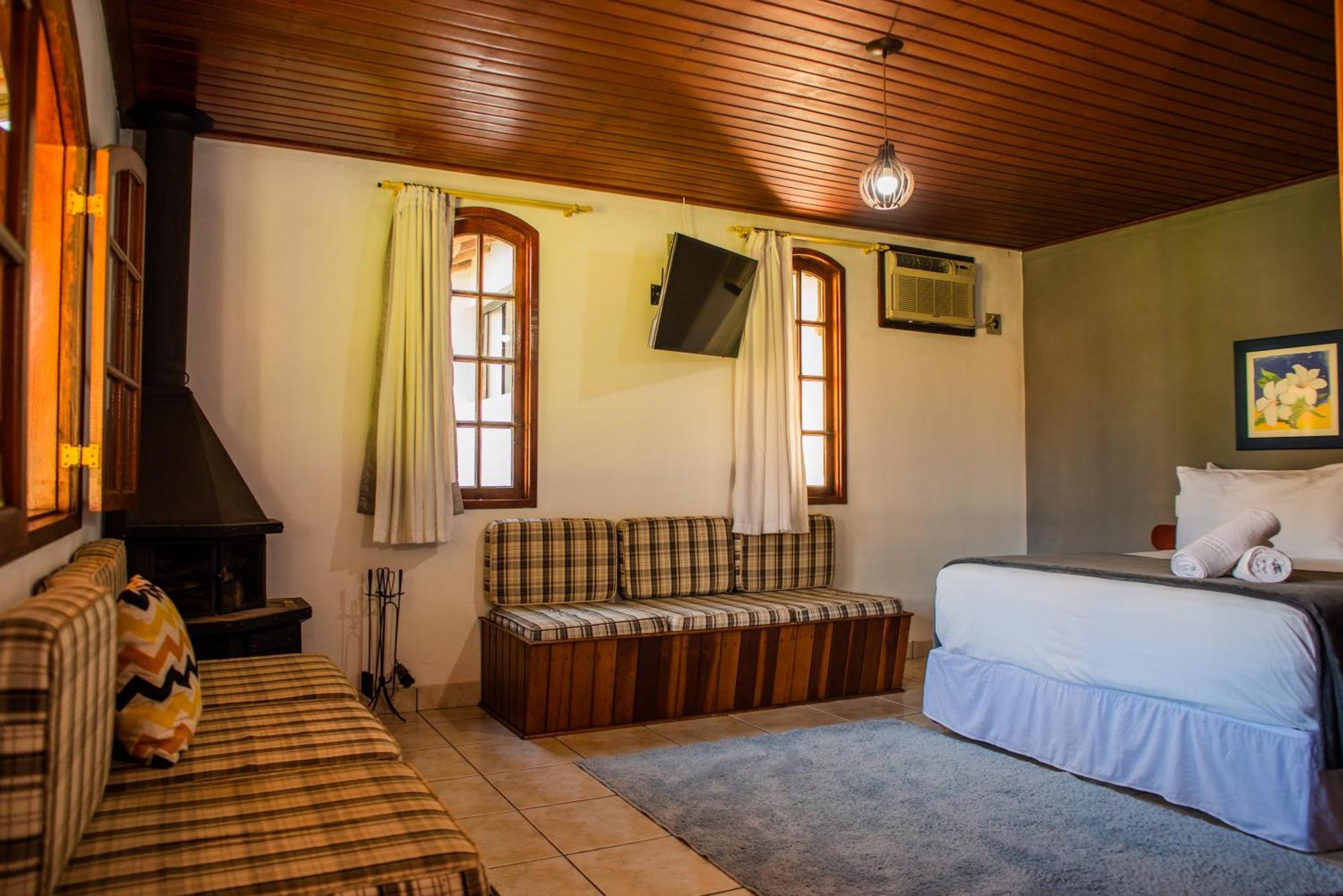 Pousada Tapera Penedo  Buitenkant foto