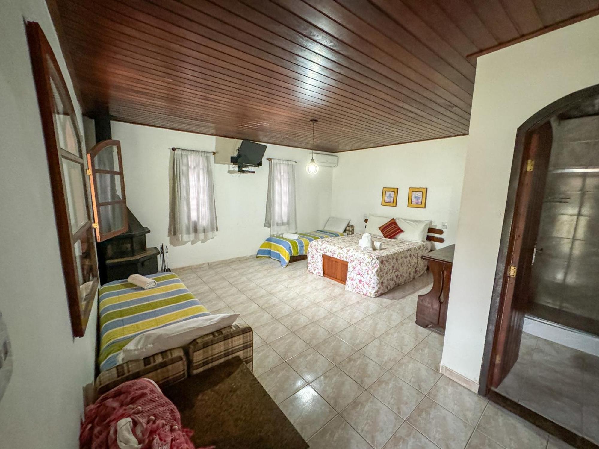 Pousada Tapera Penedo  Buitenkant foto